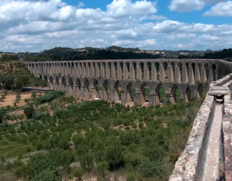 Aqueduto dos pegoes