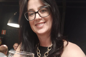 Fabiana Regina Veloso